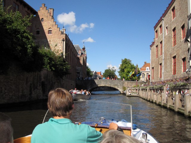passeio de barco no canal Bruges Na dúvida embarque (5) (Small)