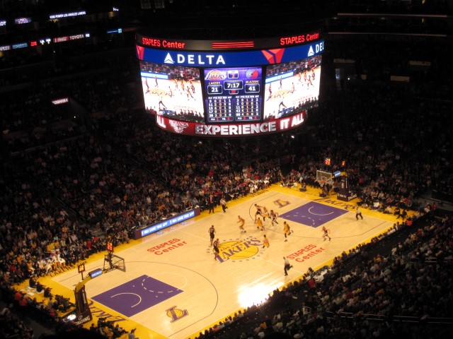 staples center Los angeles lakers 2015 Na dúvida embarque