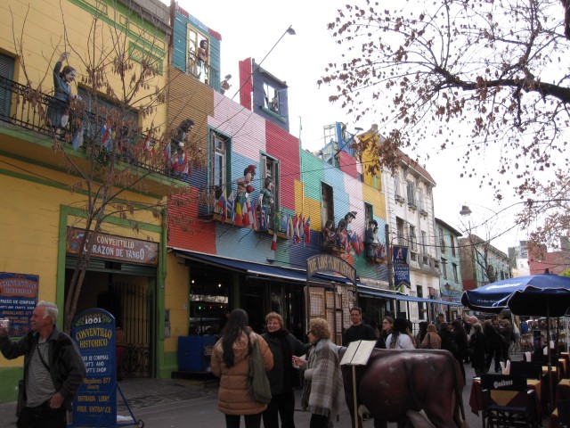 El Caminito, Buenos Aires, Argentina, Na dúvida embarque