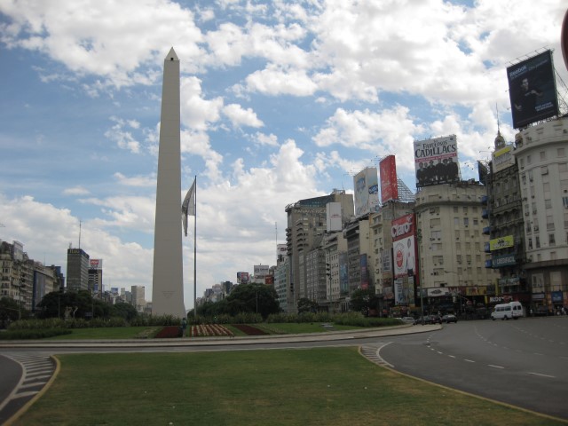 Obelisco, Buenos Aires, Argentina, Na dúvida embarque