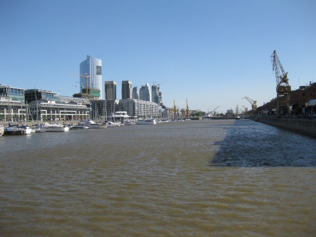 Porto Madero, Buenos Aires, Na dúvida embarque