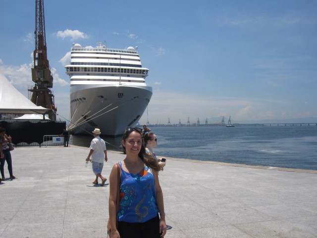 Porto do Rio, Praça Mauá, Rio de Janeiro, Na dúvida embarque