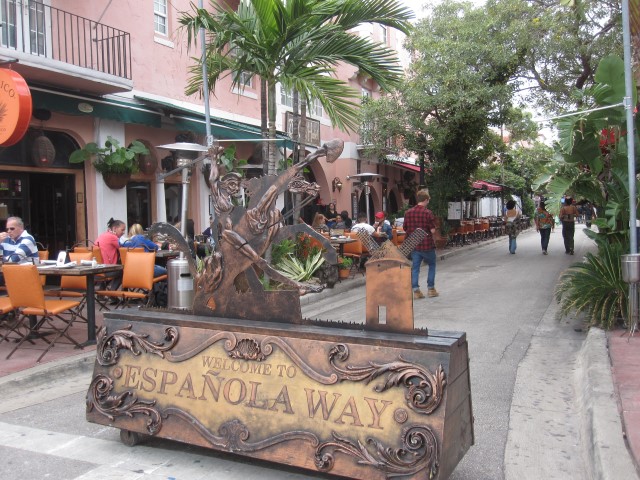 Espanhola Way South beach Miami art deco district Florida Na dúvida embarque