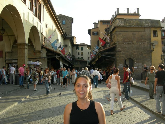 Rio Arno Ponte Vecchio Florença Firenze Itália Na dúvida embarque