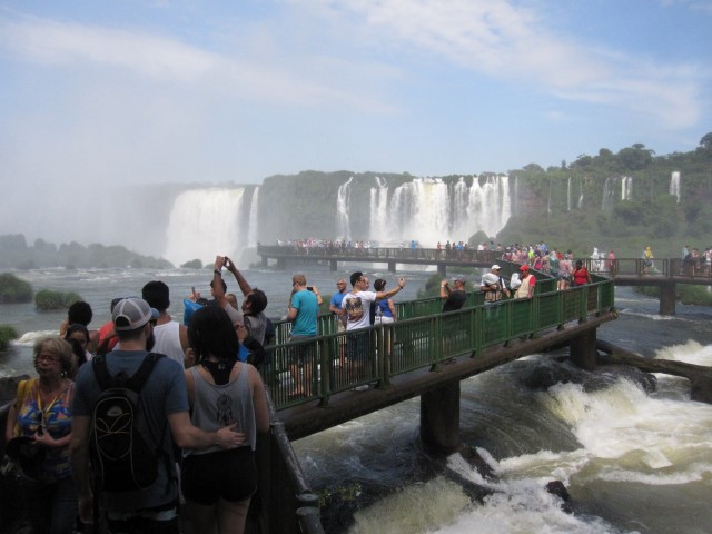 Cataratas do Iguaçu Foz do Iguaçu Parana Brasil Na dúvida embarque