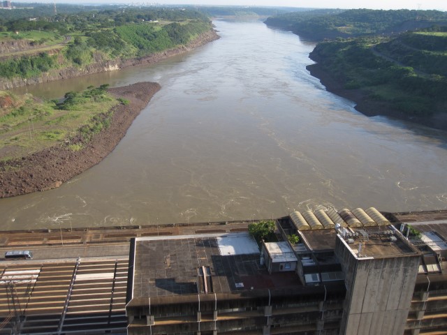 Usina Hidrelétrica Itaipu Na dúvida embarque