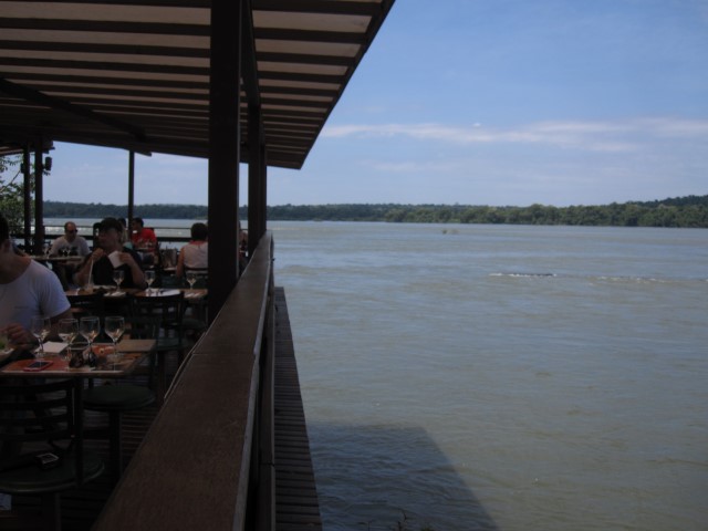 Restaurante Porto Canoas Foz do Iguaçu Na dúvida embarque