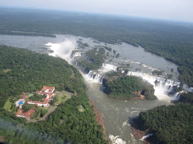 sobrevoo de helicoptero nas Cataratas Foz do Iguaçu Na dúvida embarque