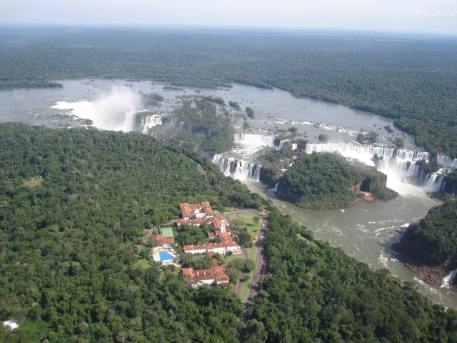 sobrevoo de helicoptero nas Cataratas Foz do Iguaçu Na dúvida embarque