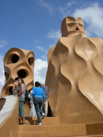 Casa Milá Gaudí Barcelona Na dúvida embarque (17) (Small)