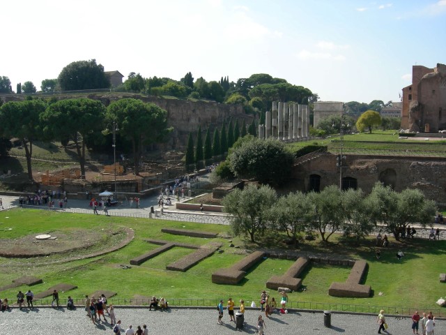 Foro Romano Itália Na dúvida embarque (2) (Small)