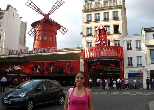 Montmartre Paris Na dúvida embarque (2) (Small)