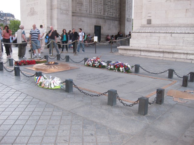 arco do triunfo Paris Na dúvida embarque (Small)