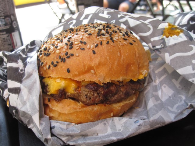 Hell's Burguer Rio de Janeiro hamburgueria Na dúvida embarque (8) (Small)