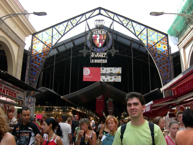 La boqueria Barcelona Na dúvida embarque (Small)