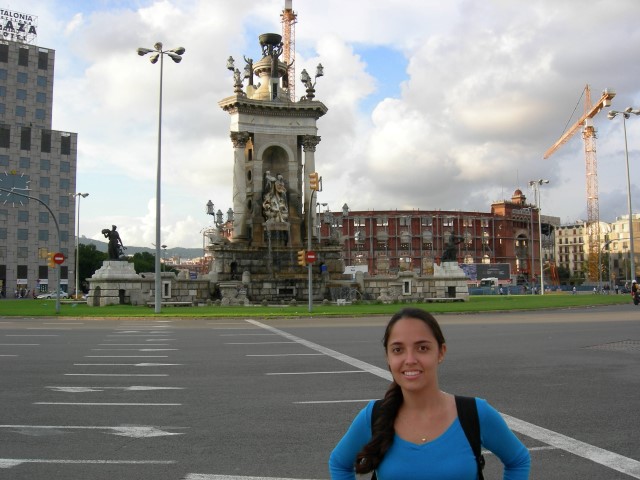 Praça de Espanha Barcelona Na dúvida embarque (Small)