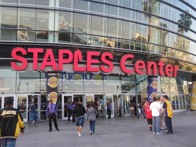 Staples Center basquete da NBA _LA_ Na dúvida embarque (4) (Small)