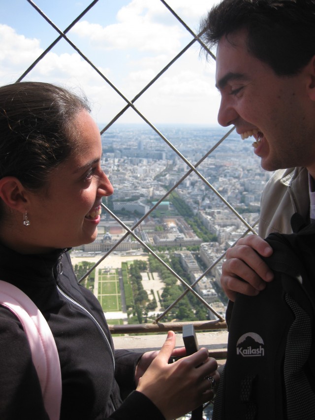 noivado torre eiffel Bianca e Daniel