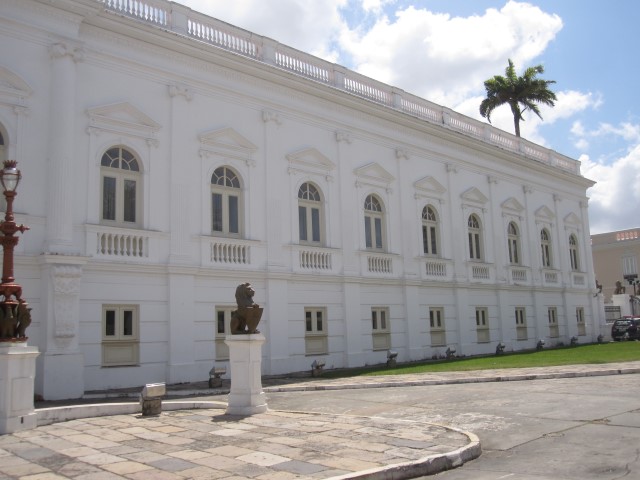 Palácio dos Leões_ Centro Histórico de São Luís _blog Na dúvida embarque (Small)
