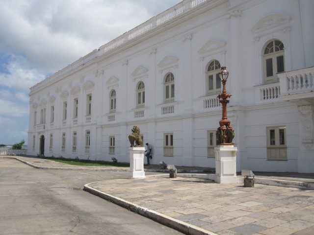 palacio-dos-leoes-sao-luis-do-maranhao-_-na-duvida-embarque-2-small