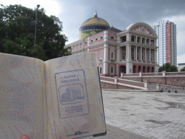 carimbo-no-passaporte-tambaqui-de-banda-_blog-na-duvida-embarque-small