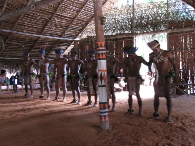tribo-indigena-manaus_-blog-na-duvida-embarque-5-small