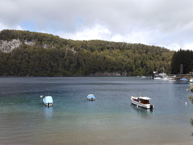 restaurante-del-puerto-Villa-La-Angostura-na-duvida-embarque-small