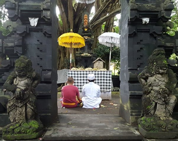 Templos pura-tirta-empul