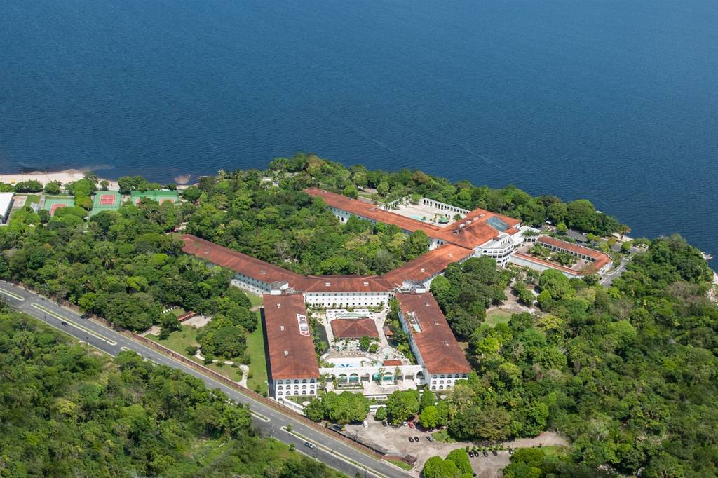 tropical-manaus-aerial-view-pic-2-1.jpg.1024x0