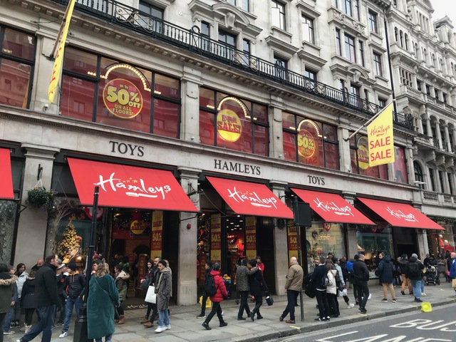 https://www.naduvidaembarque.com.br/wp-content/uploads/2019/02/Hamleys-2.jpg